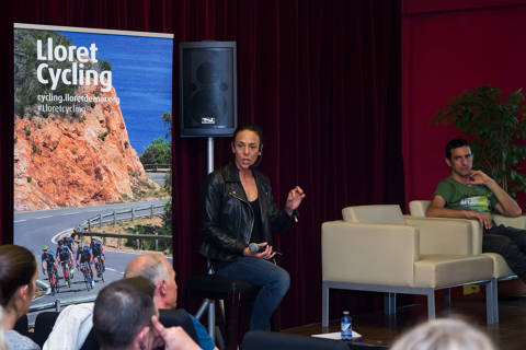 6ed1f-280418-GRAN-FONDO-LLORET_mesa-redonda_oscar-vifer-0269.jpg