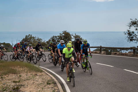 cba23-280418-GRAN-FONDO-LLORET_salida-sabado_oscar-vifer-0100.jpg