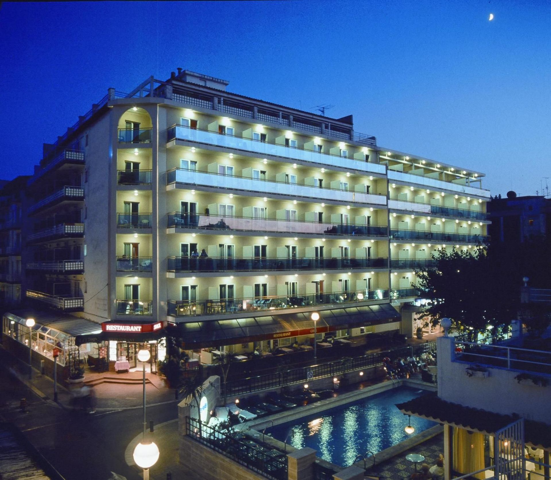 Hotel María del Mar 4*